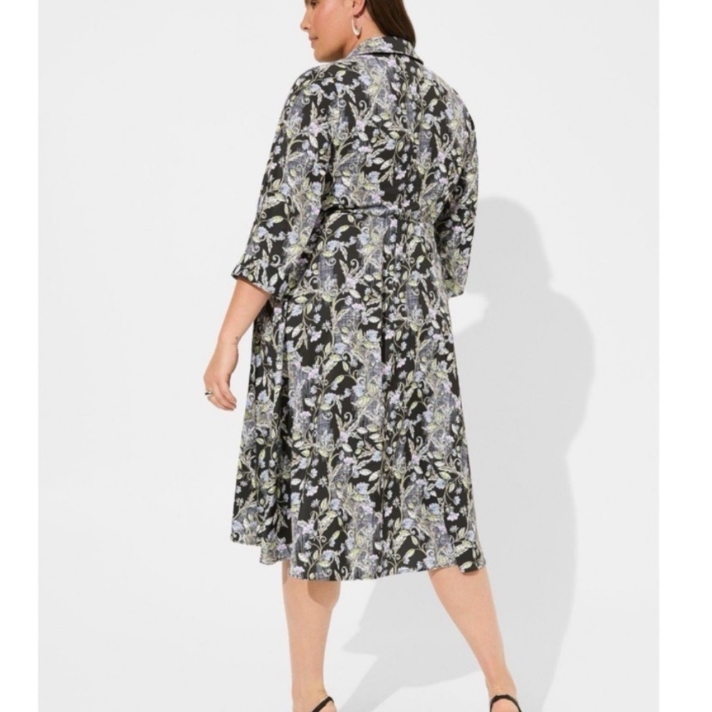Torrid Black Floral Midi Dress fit & flare wrap size 1X white chartreuse v-neck - Picture 16 of 16